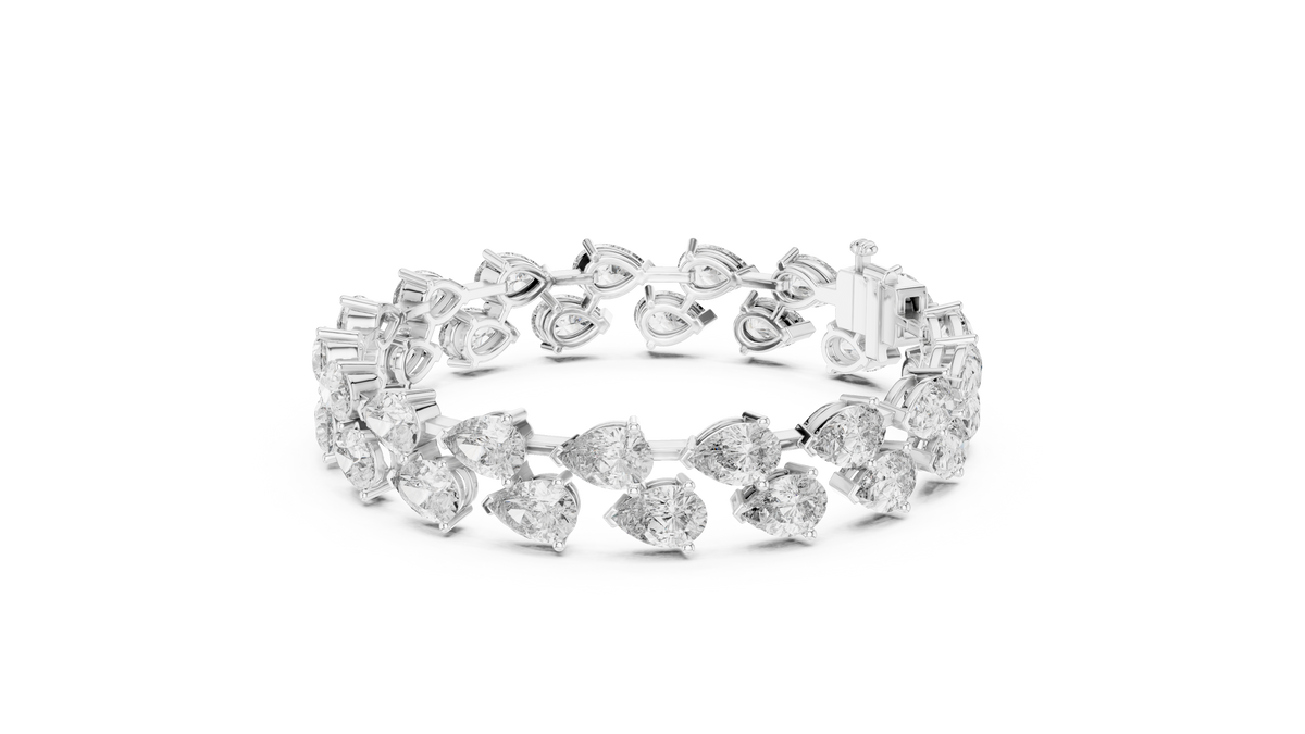 سوار تنس بصفّين من ألماس الكمثرى in White Gold - VYKA Diamonds