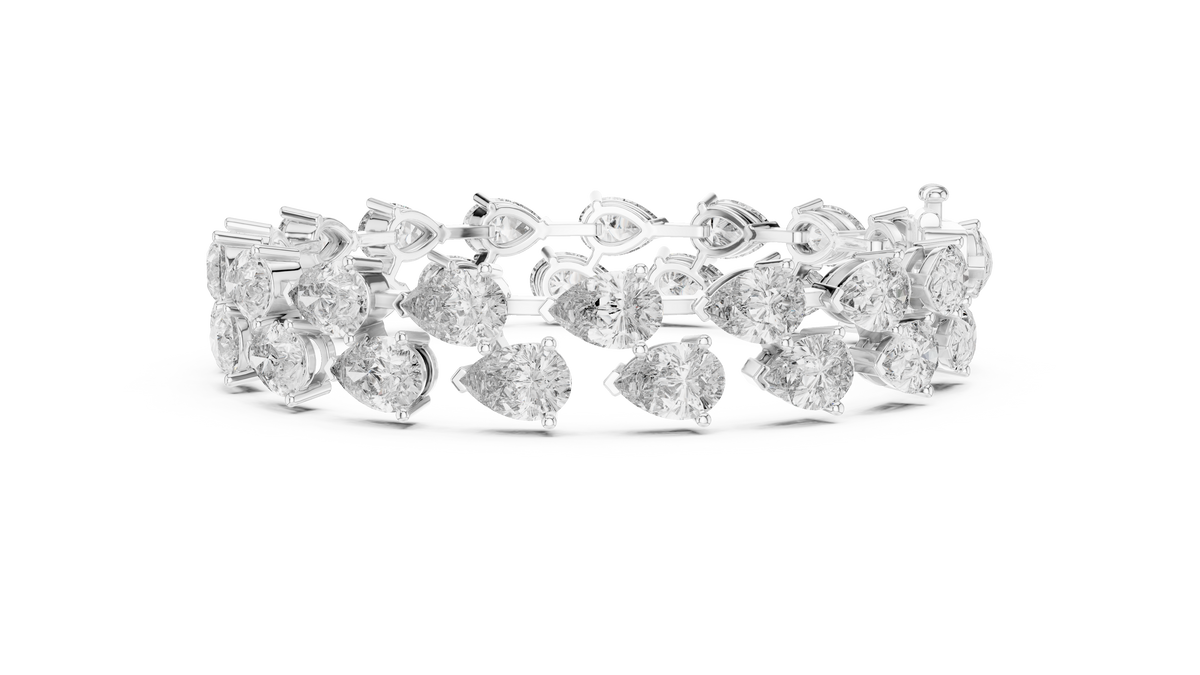 سوار تنس بصفّين من ألماس الكمثرى in White Gold - VYKA Diamonds