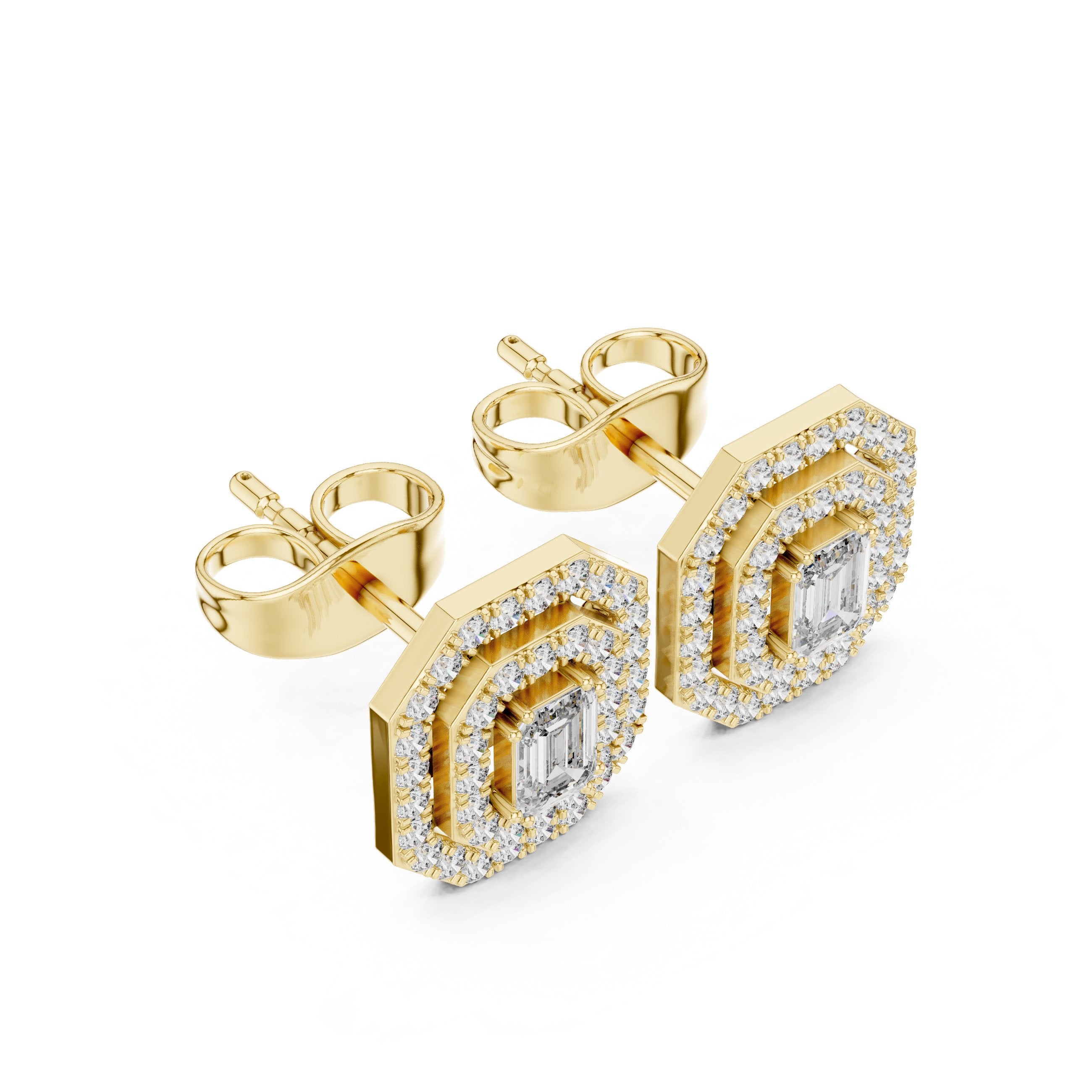 حلقان ألماسية مرصعة بالزمرد بهالة مزدوجة in Yellow Gold - VYKA Diamonds