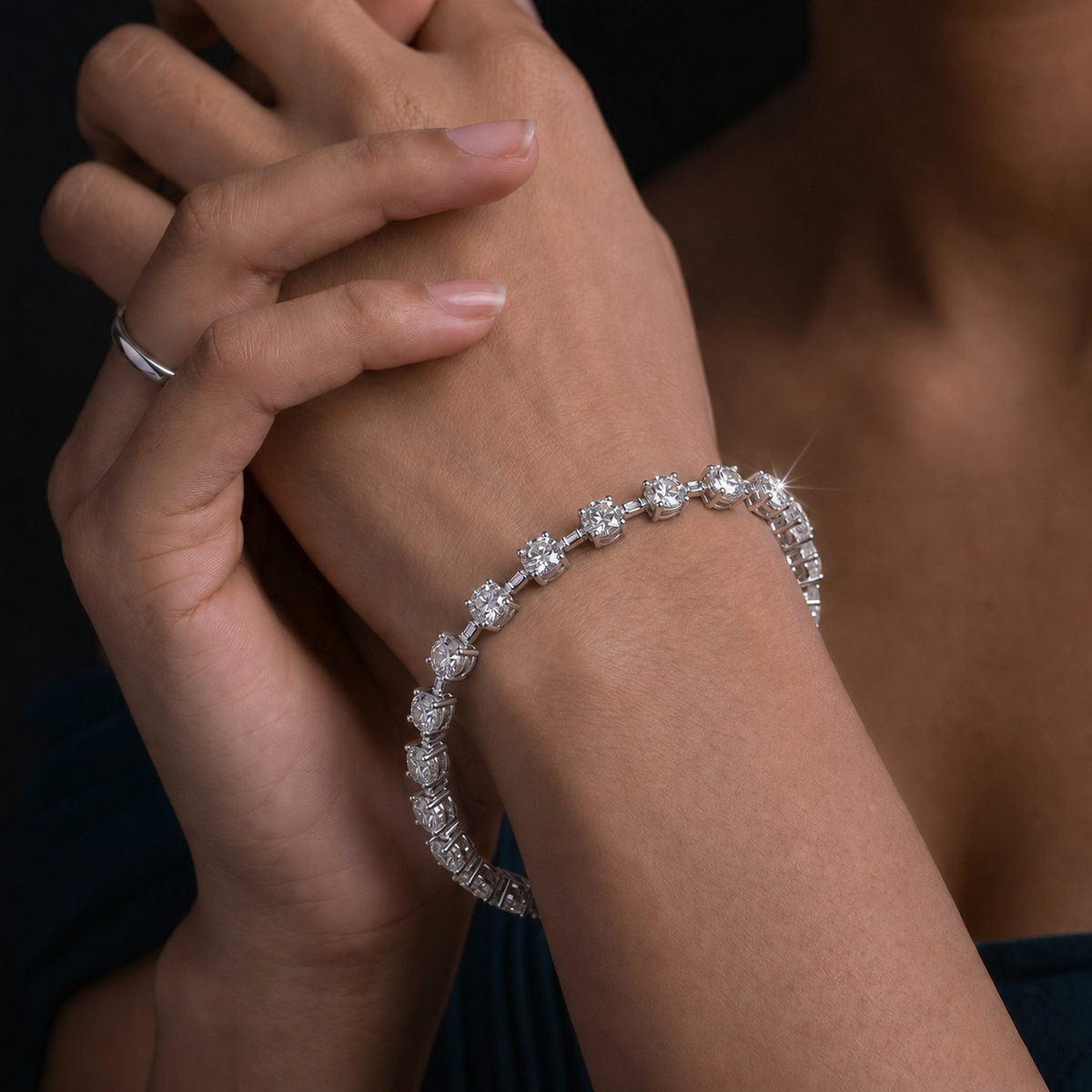 Solitaire Collet Bracelet — lifestyle