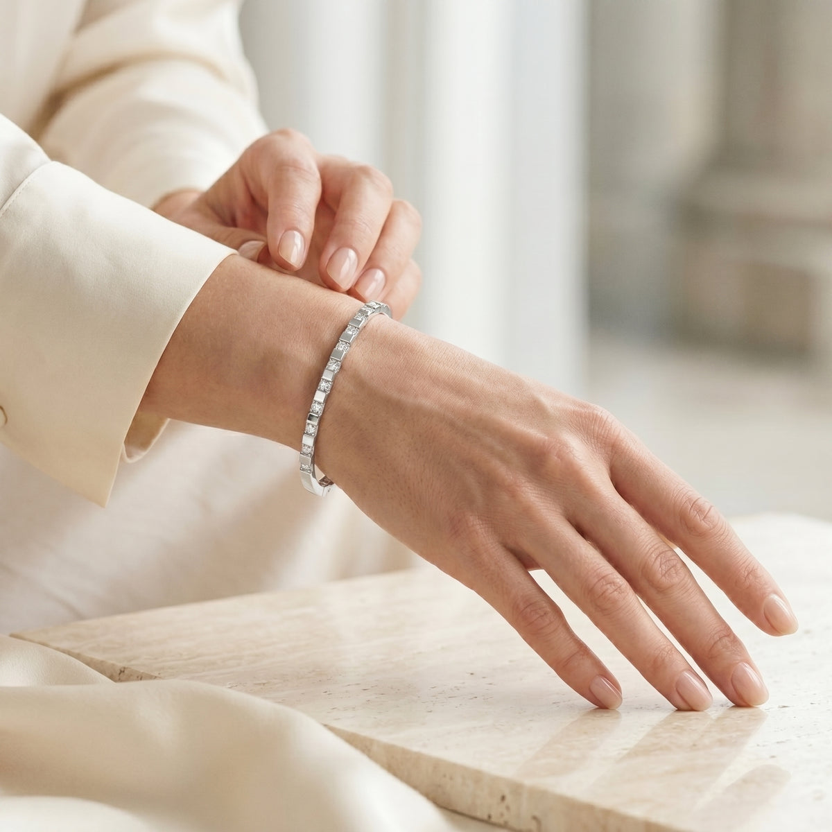Round Diamond Block Station Bangle