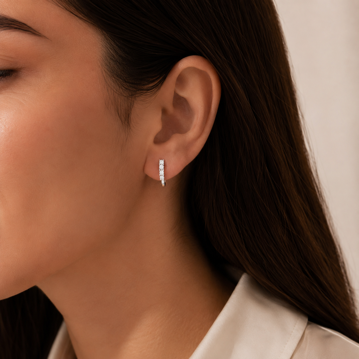 Graduated Line Diamond Stud Earrings