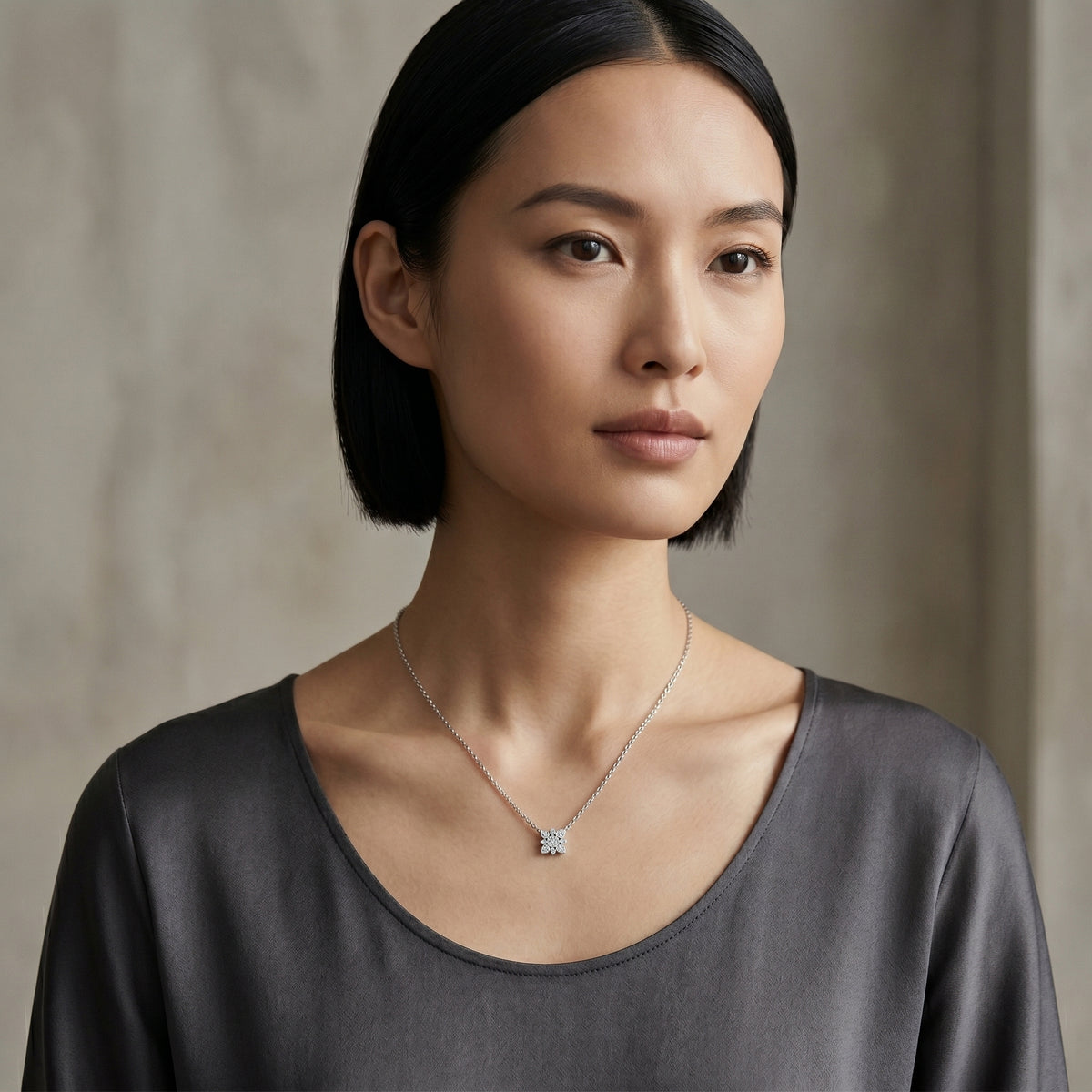 Round Starburst Cluster Diamond Necklace