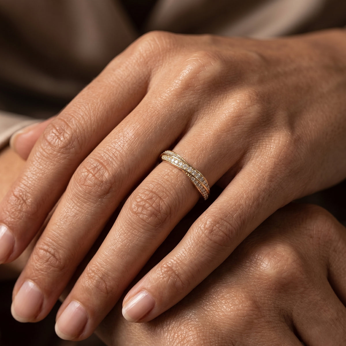 Round Diamond Twisted Pavé Eternity Band
