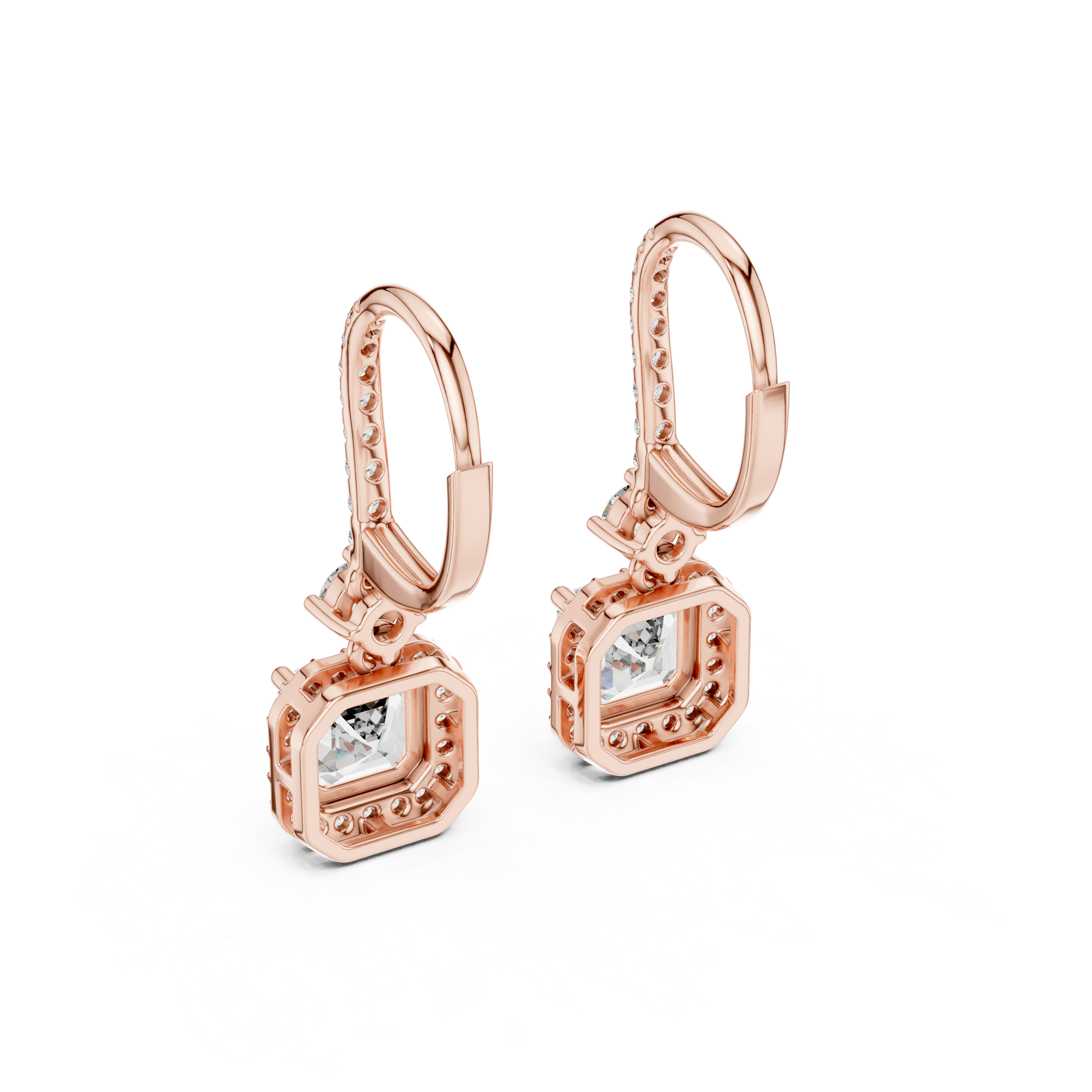 حلقان مرصّعة بالألماس المرصوف بتصميم هالة كوسيون in Rose Gold - VYKA Diamonds