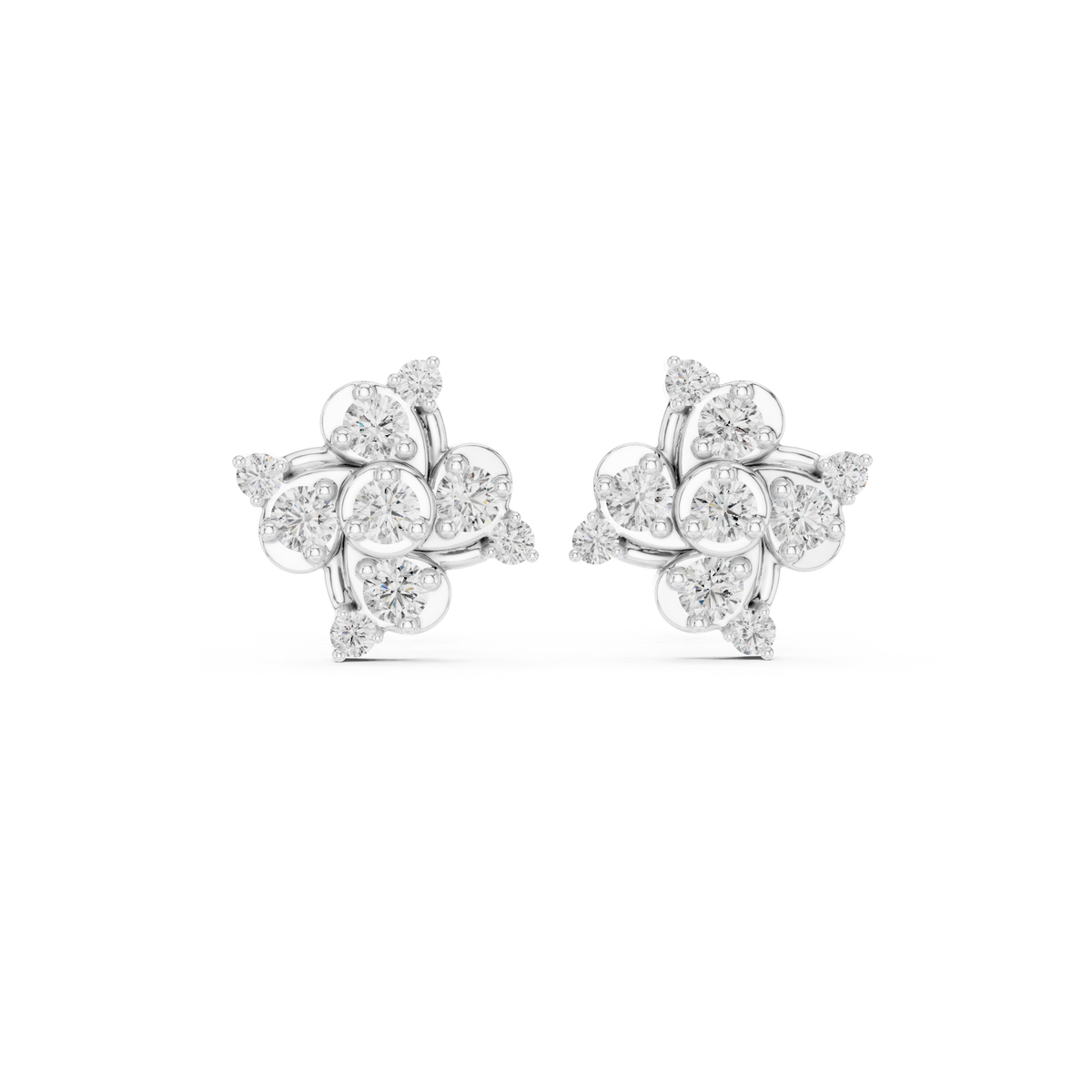 أقراط بتجمّع ألماس بخمس بتلات in White Gold - VYKA Diamonds