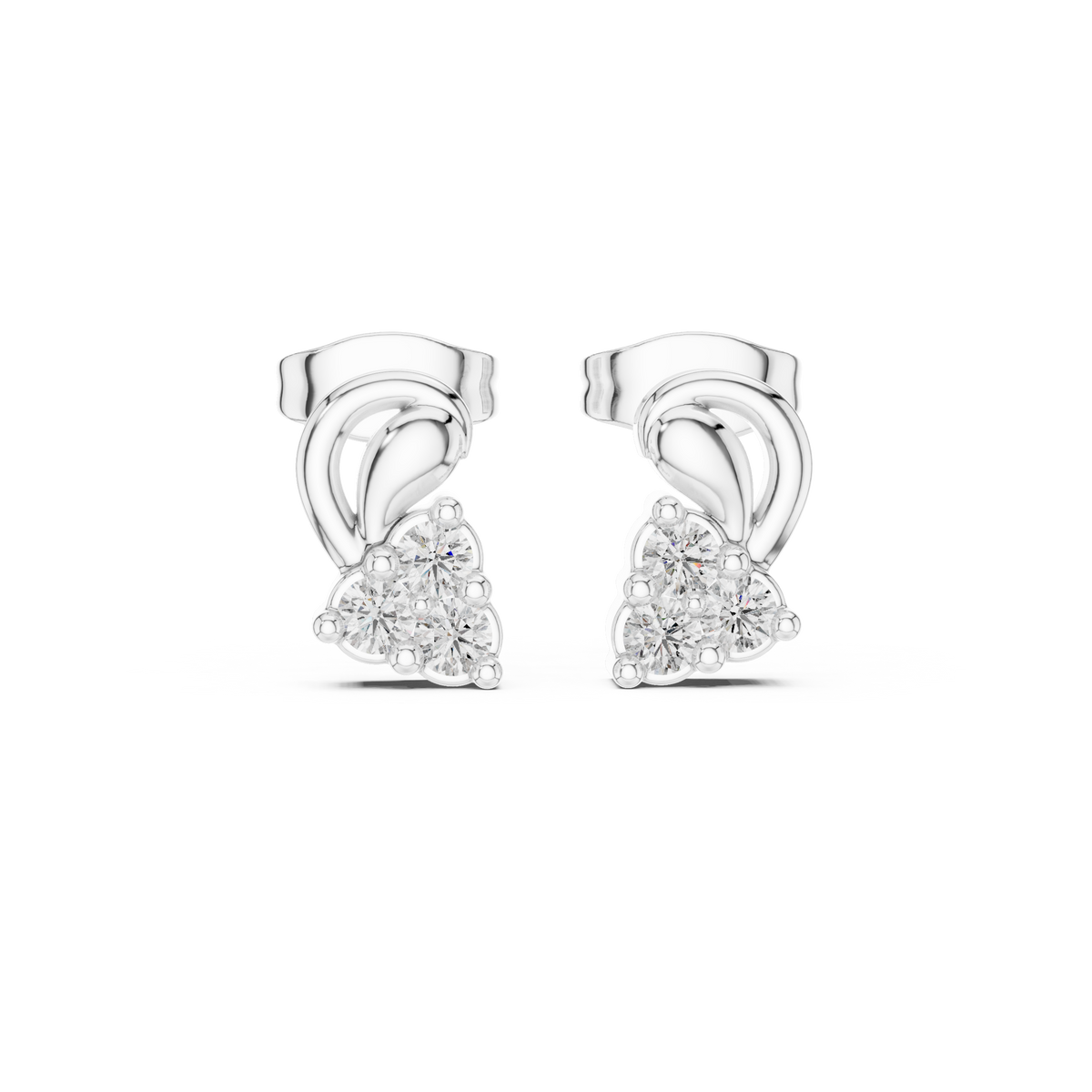 أقراط بثلاثة قلوب مزخرفة بالألماس in White Gold - VYKA Diamonds