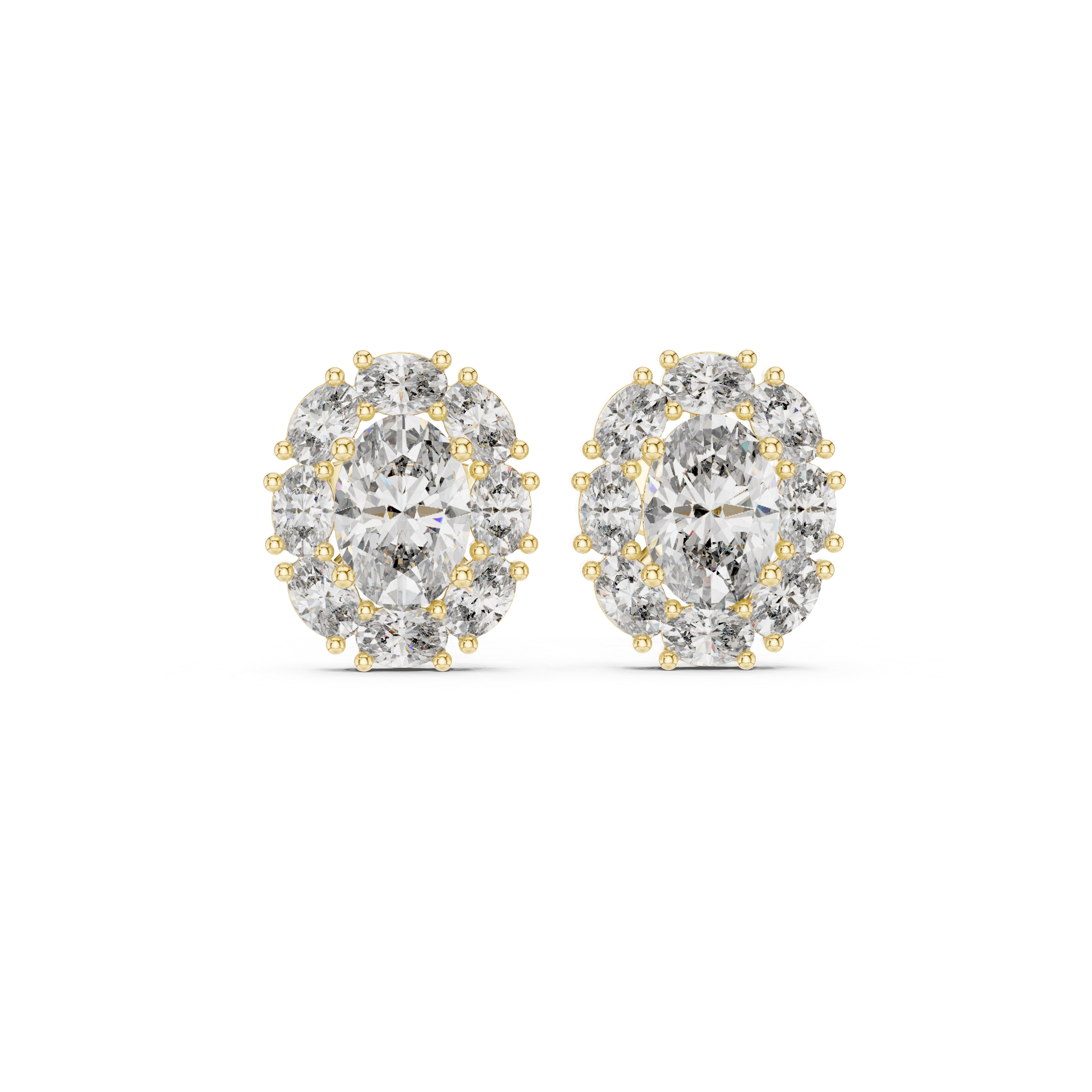 حلقان مرصعة ألماسية بهالة على شكل وسادة in Yellow Gold - VYKA Diamonds