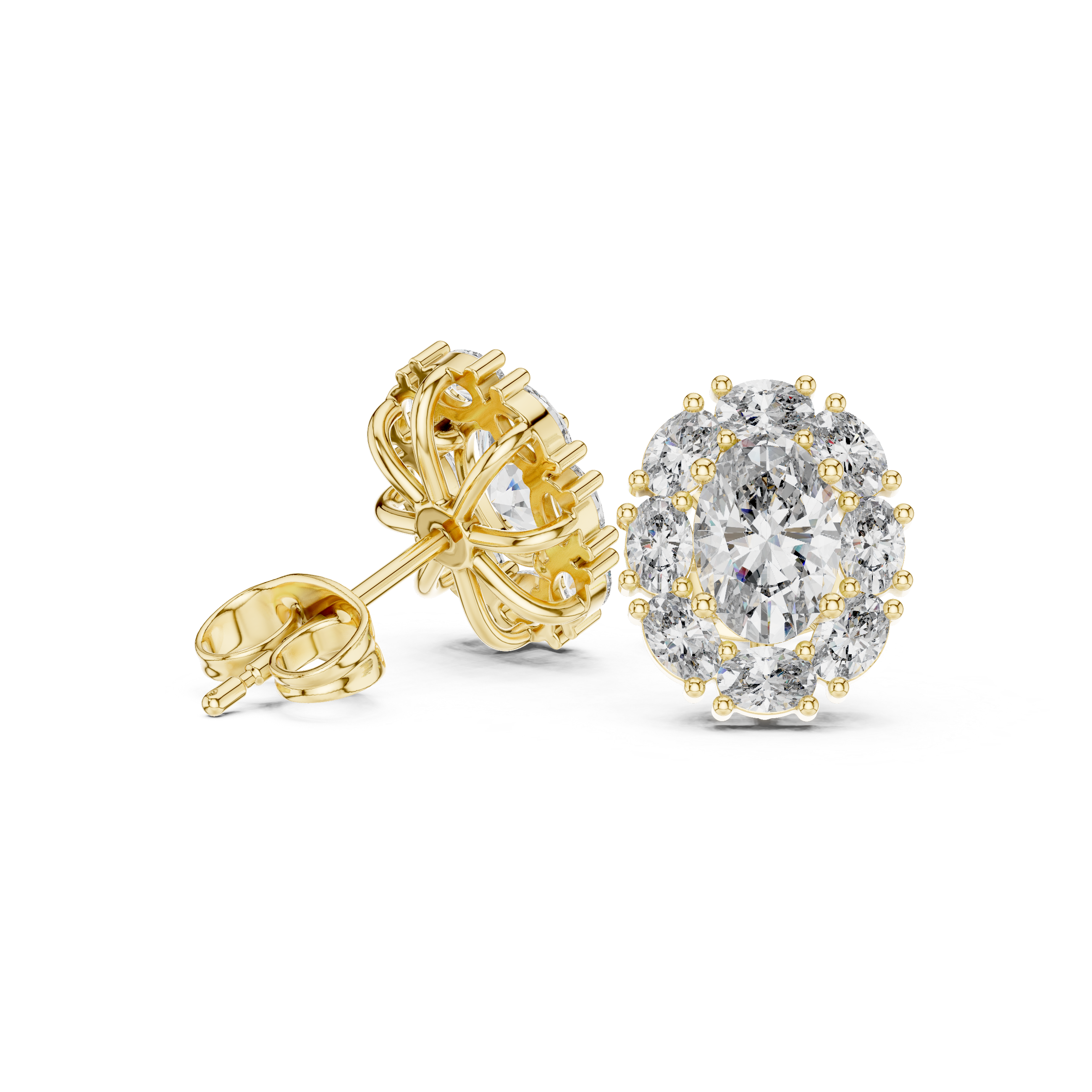 حلقان مرصعة ألماسية بهالة على شكل وسادة in Yellow Gold - VYKA Diamonds