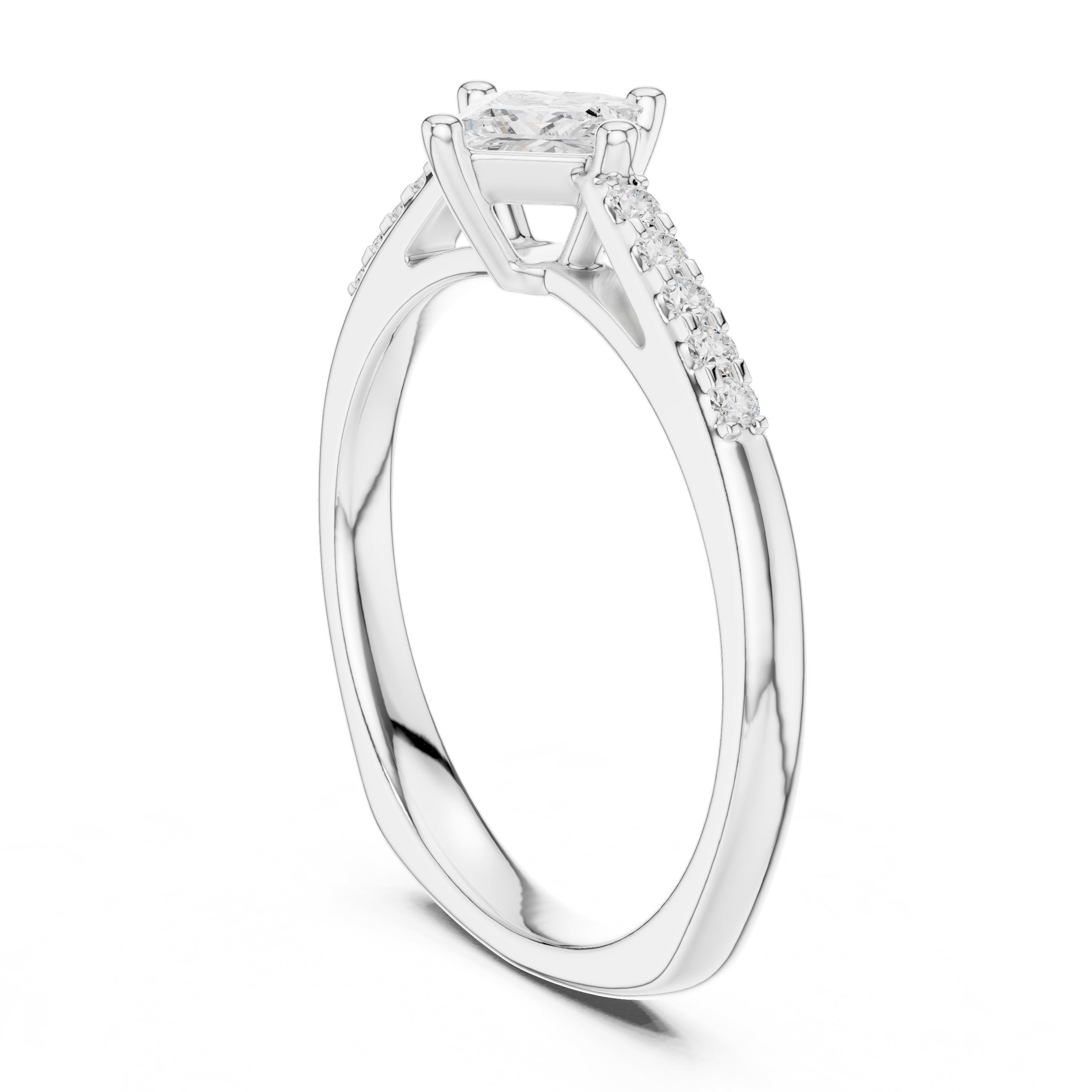 خاتم خطوبة بألماس أميري بوضعية معيّنية مع كتفَين بافيه in White Gold - VYKA Diamonds