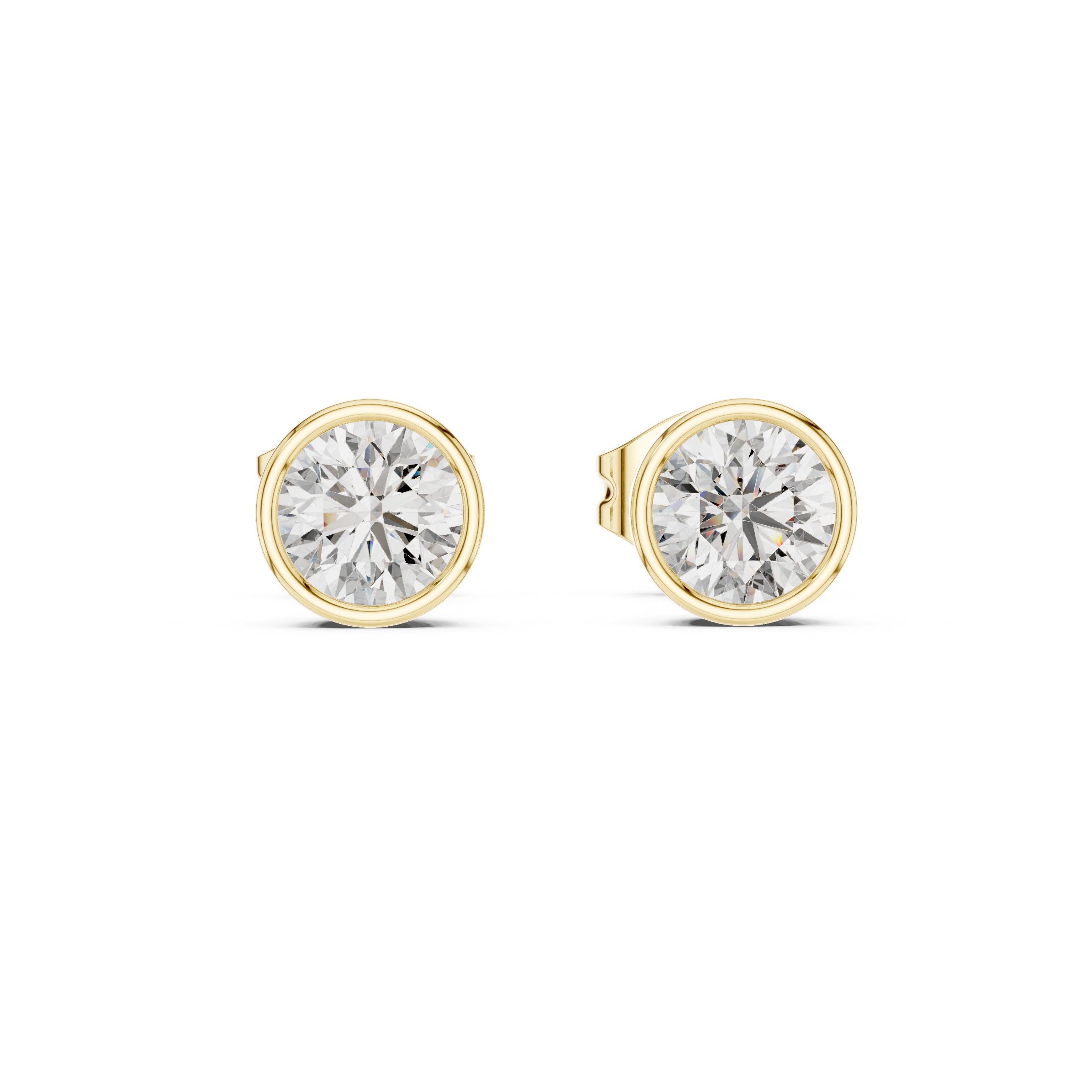 حلقان سوليتير ألماس مرصعة ذات إطار دائري in Yellow Gold - VYKA Diamonds