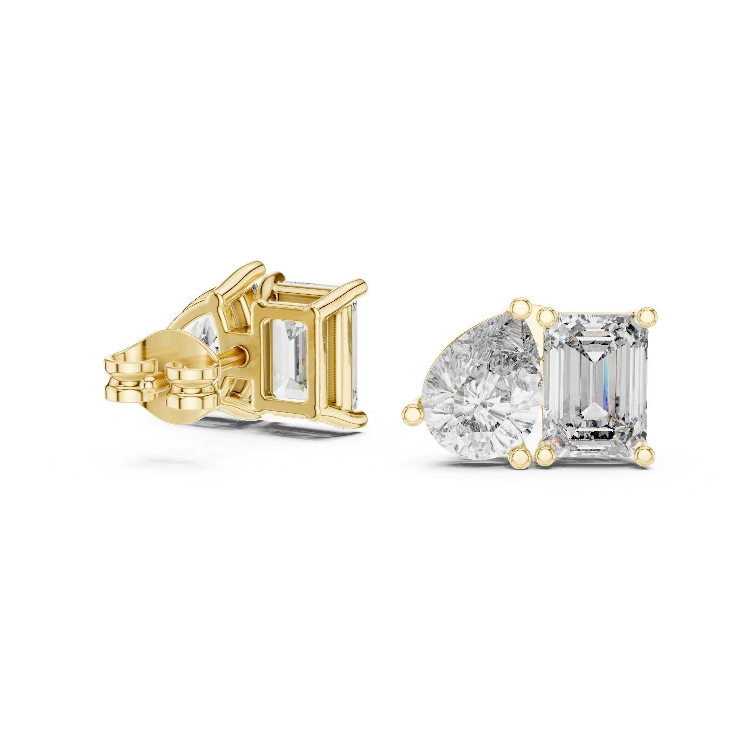 حلقان مرصعة بتصميم الزمرد الدائري "أنت وأنا" in Yellow Gold - VYKA Diamonds