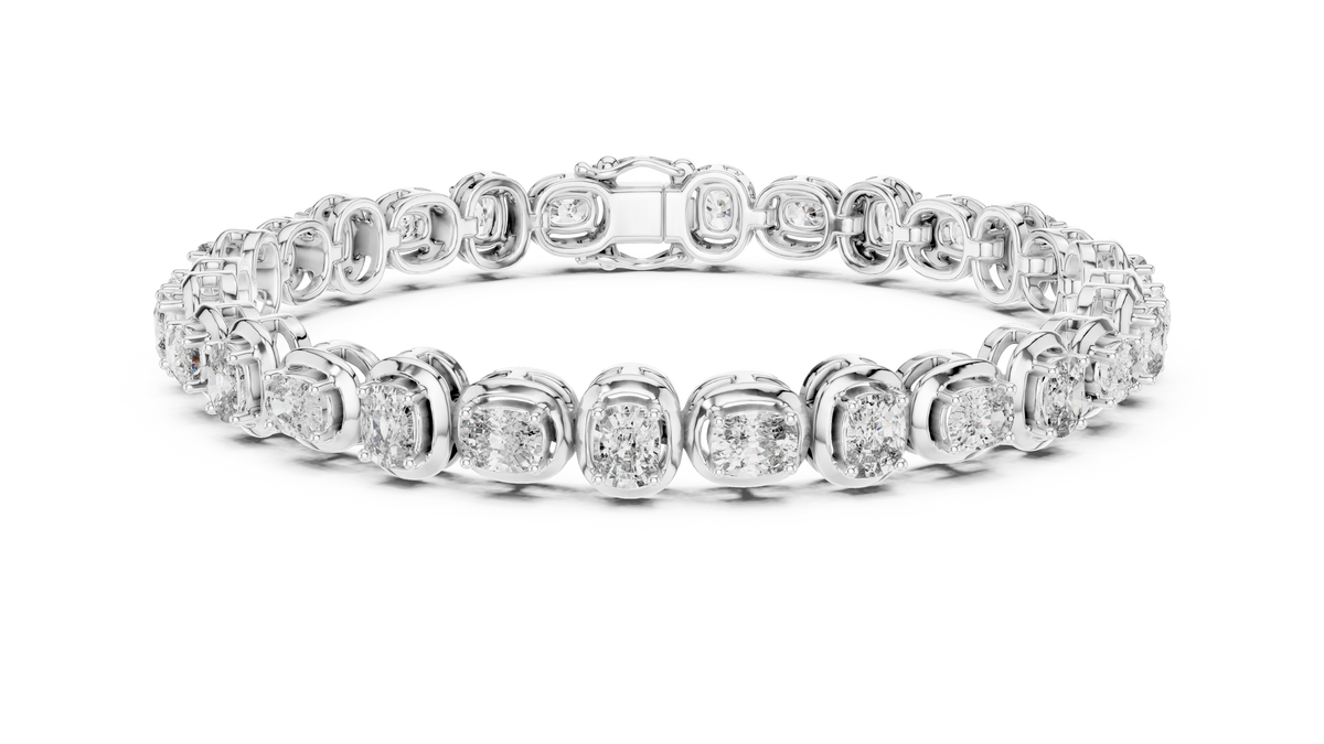 سوار تنس بألماس كوشن بإطارات محيطة in White Gold - VYKA Diamonds