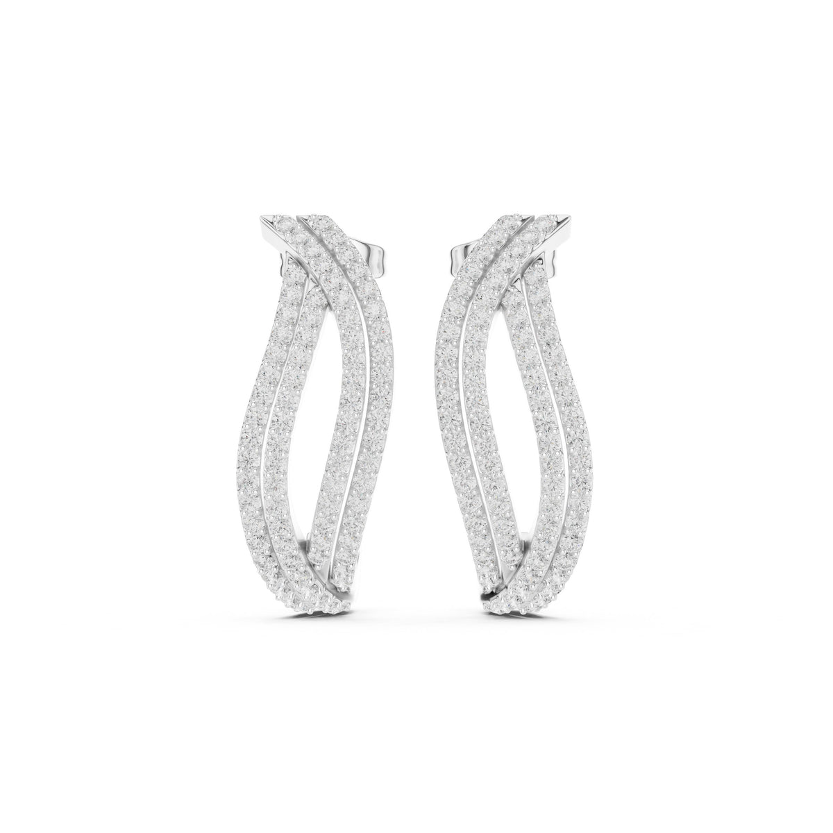 أقراط حلقية متموّجة بصفّين من ألماس الباڤيه in White Gold - VYKA Diamonds