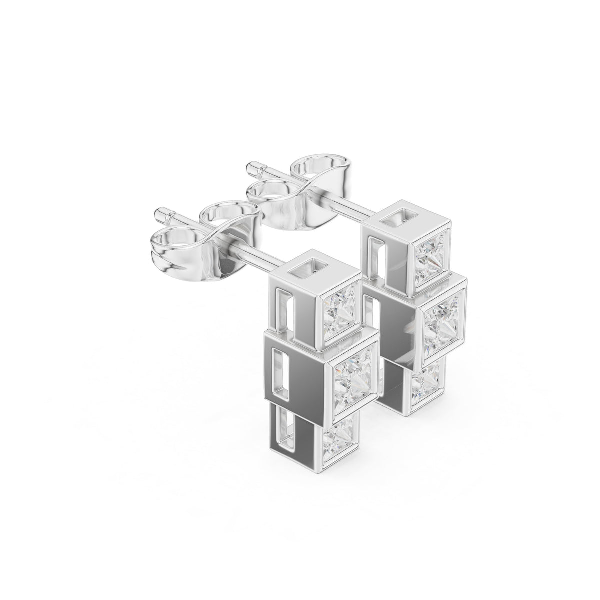 أقراط ألماس برنسيس بإطار محيط in White Gold - VYKA Diamonds