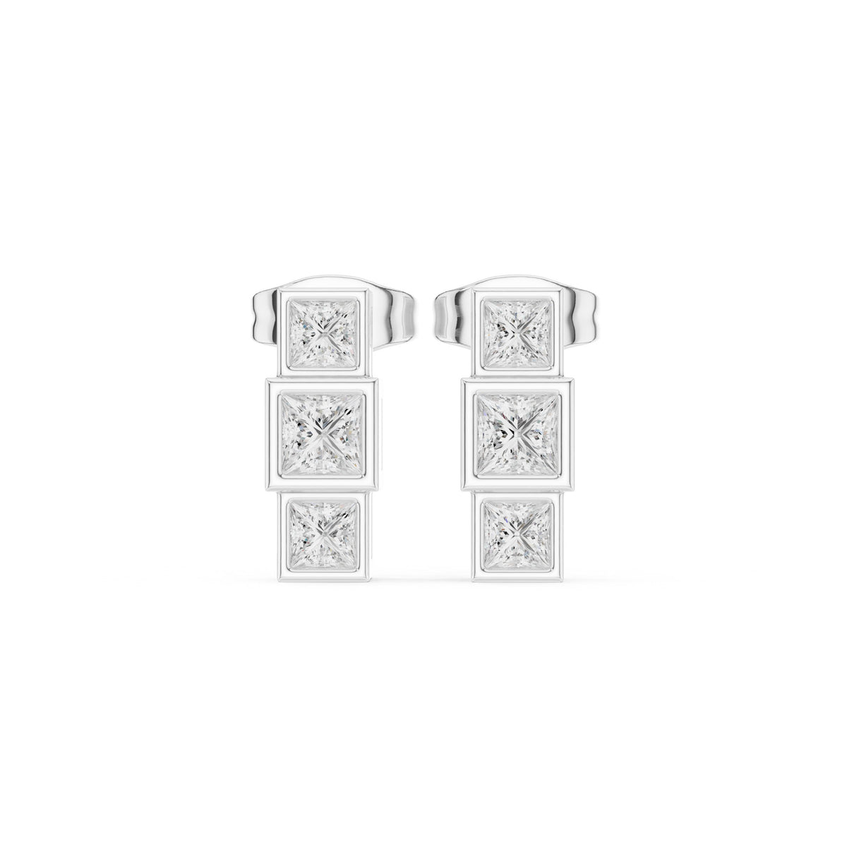 أقراط ألماس برنسيس بإطار محيط in White Gold - VYKA Diamonds