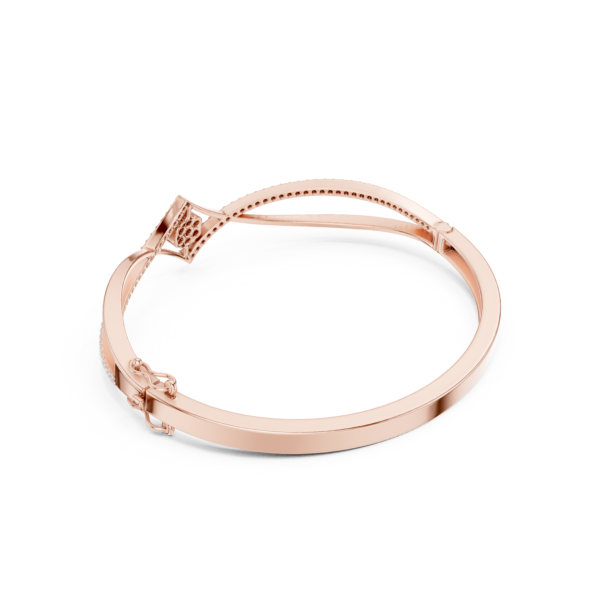 سوار صلب متقاطع بتجمّع ألماس على شكل معيّن in Rose Gold - VYKA Diamonds